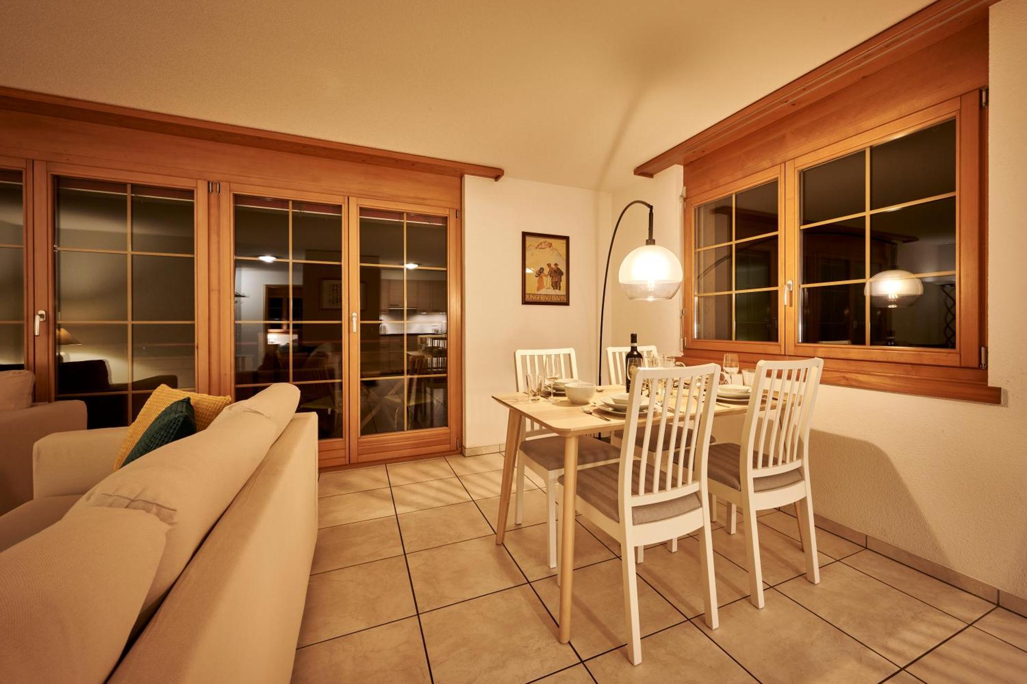 Apartment Mountain View, Luxury, Spacious With Best Views Лаутербрунен Екстериор снимка