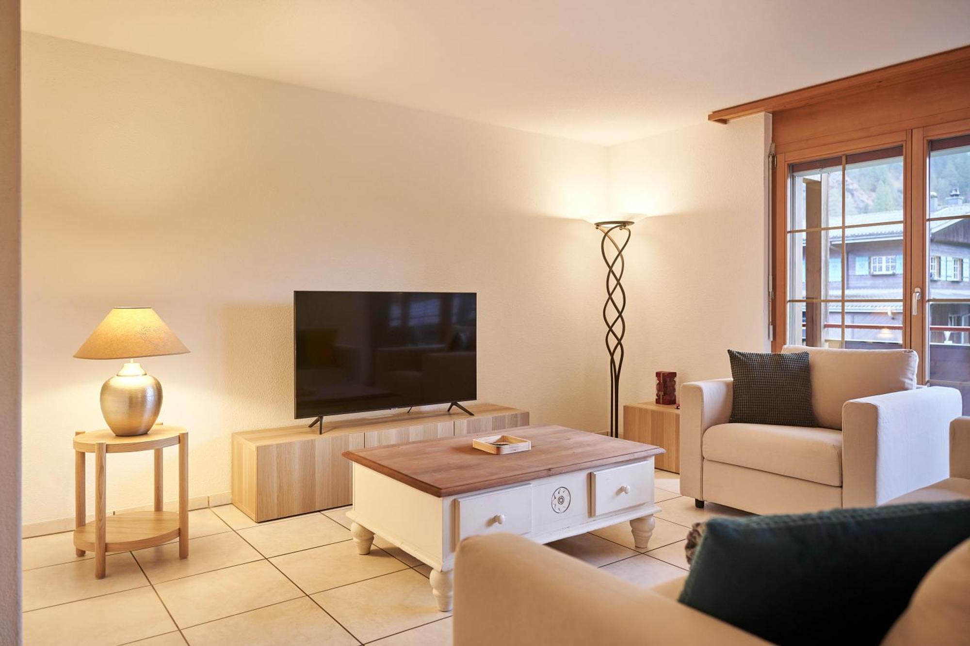 Apartment Mountain View, Luxury, Spacious With Best Views Лаутербрунен Екстериор снимка