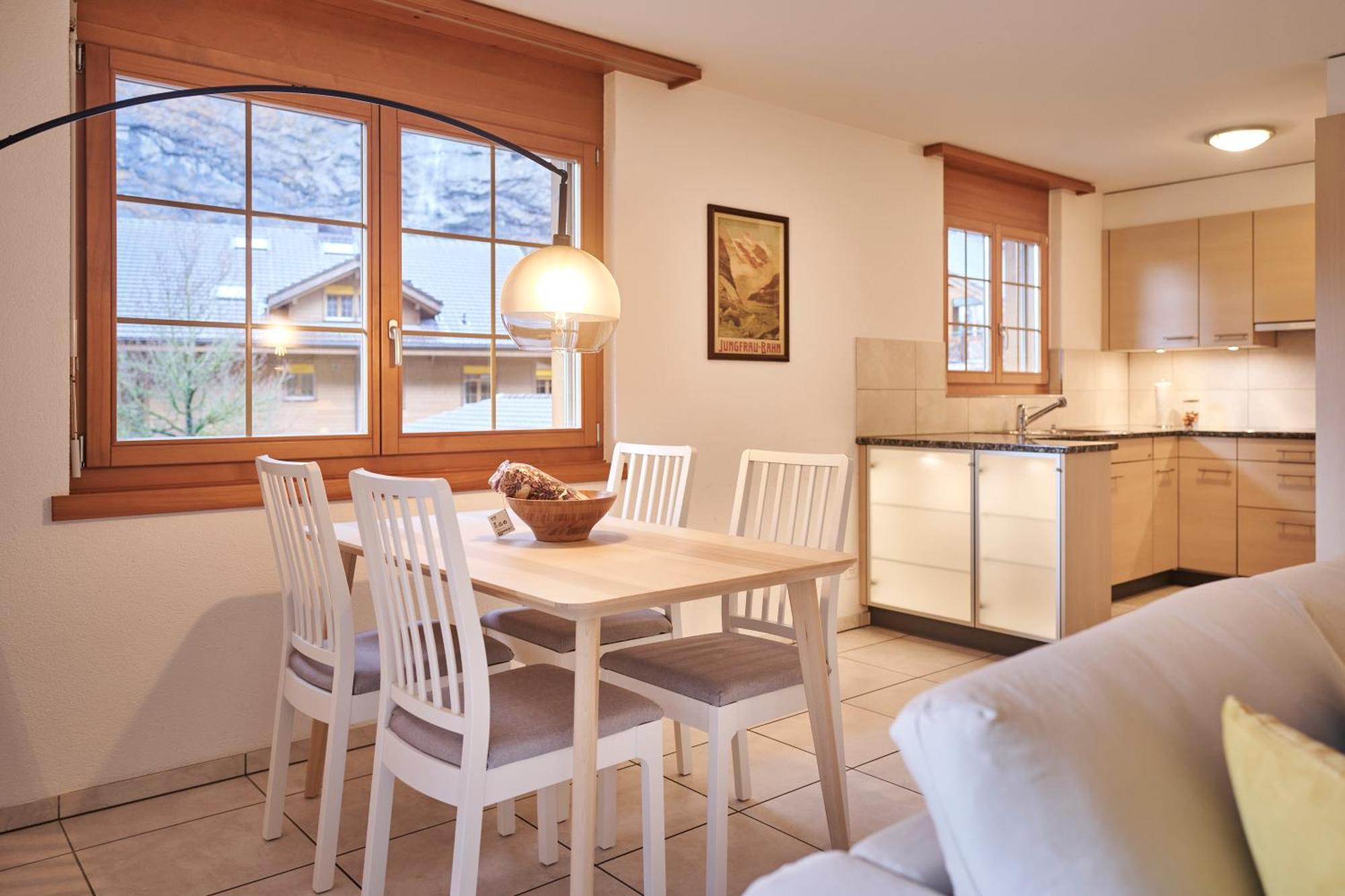 Apartment Mountain View, Luxury, Spacious With Best Views Лаутербрунен Екстериор снимка