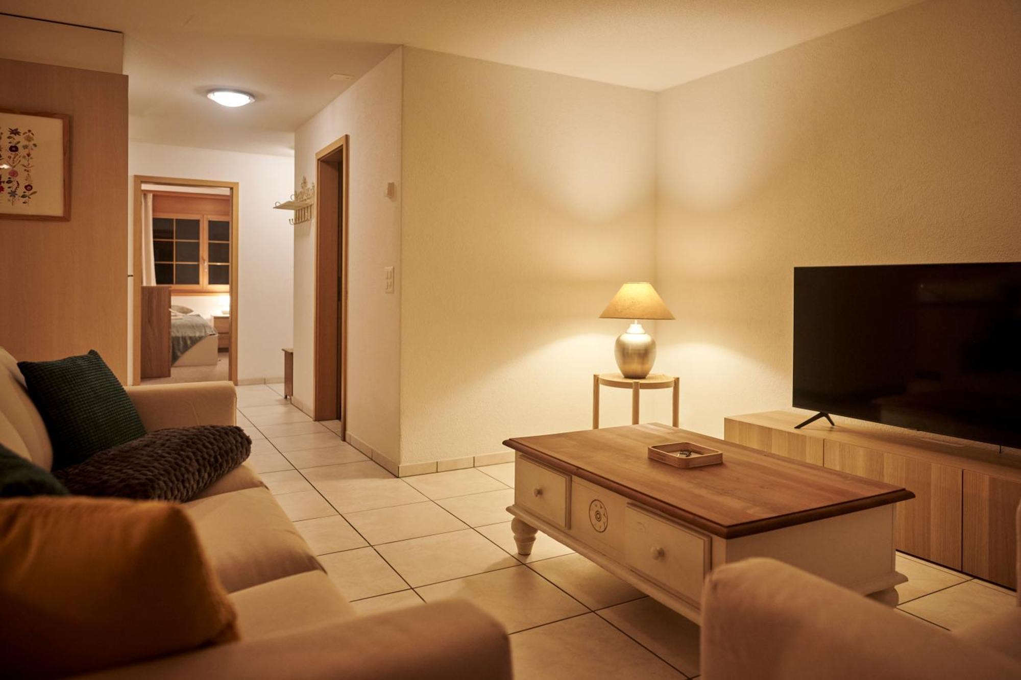 Apartment Mountain View, Luxury, Spacious With Best Views Лаутербрунен Екстериор снимка